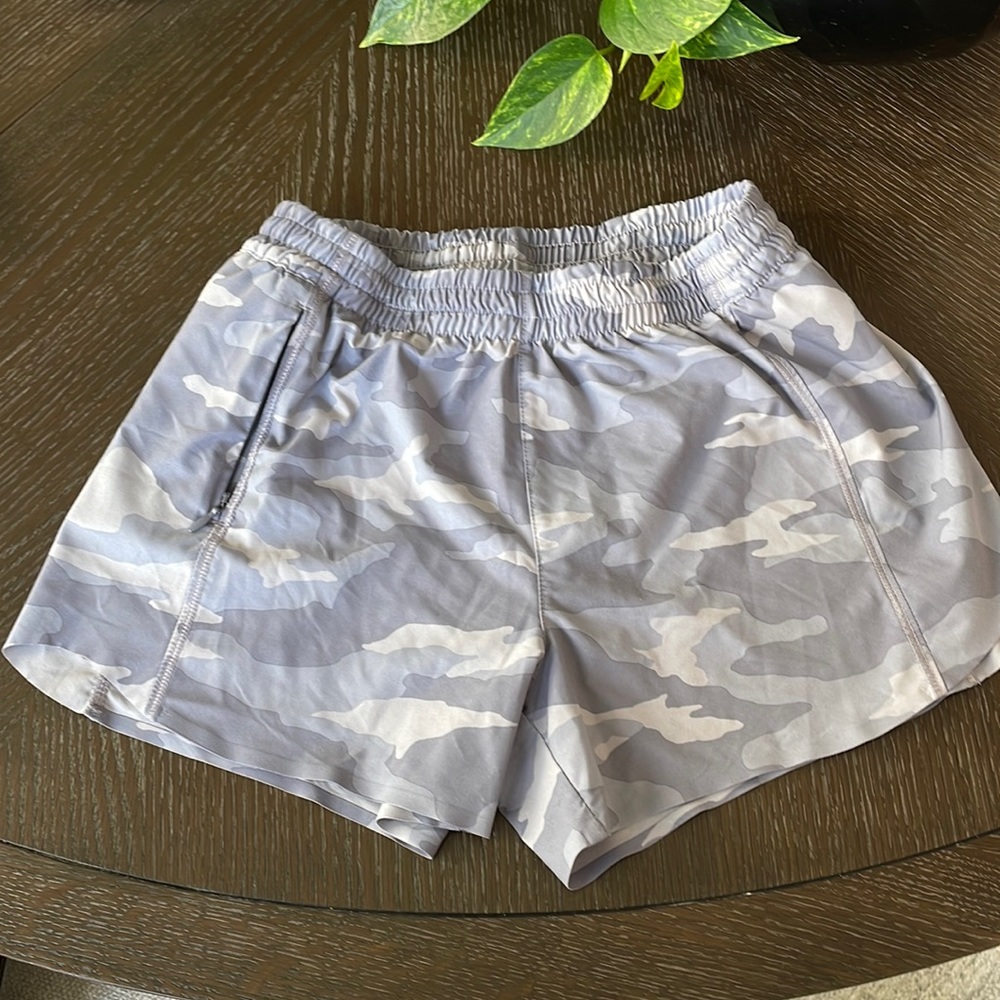 Athleta Girl Hear the Hustle Shorts Size 14/XL